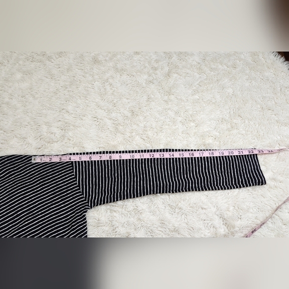 VINCE Linen Black & White Striped Long Sleeve Oversized Tee Womens Size Small - Picture 7 of 11